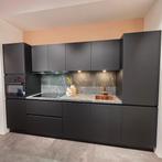 Moderne mat zwarte rechte showroomkeuken met 35% KORTING, Huis en Inrichting, Keuken | Complete keukens, Ophalen, Zwart, Nieuw