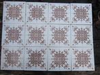 64 antieke tegels wit met roodbruine afbeelding 15x15cm, Ophalen