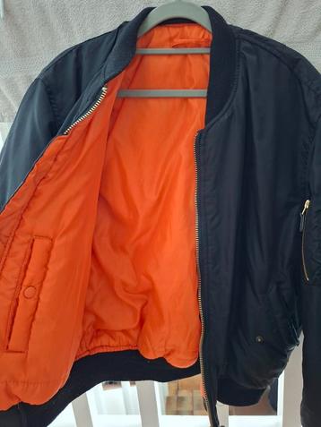 Classic bomberjack oldscool. Nieuwstaat! Zwart. beschikbaar voor biedingen