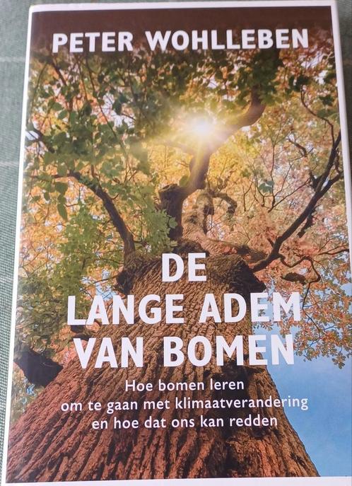 Peter Wohlleben - De lange adem van bomen, Boeken, Natuur, Zo goed als nieuw, Bloemen, Planten en Bomen, Ophalen of Verzenden