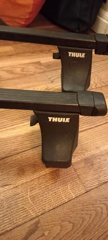 Thule universele dakdragers beschikbaar voor biedingen