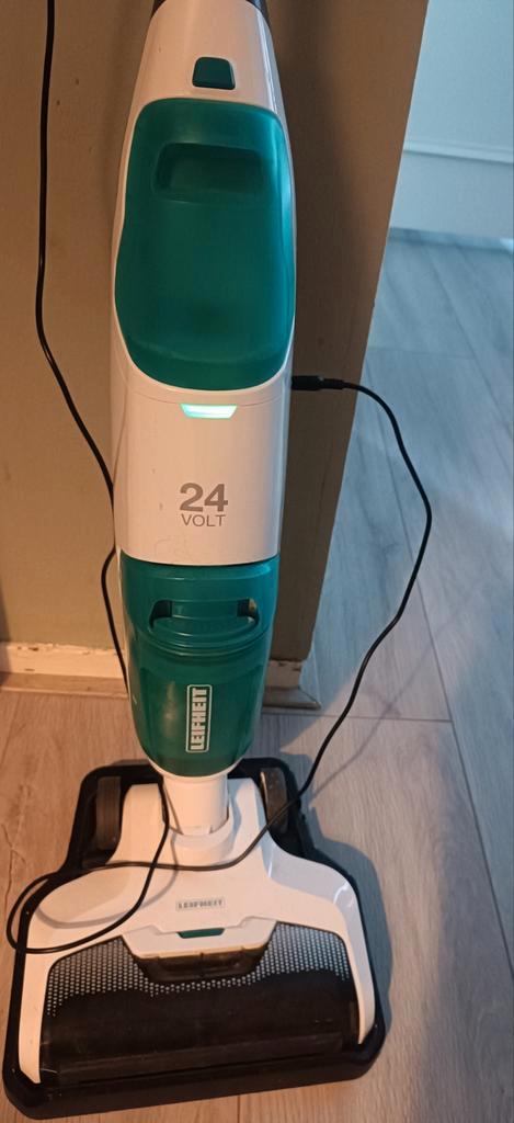 Leifheit regulus aqua powervac, Witgoed en Apparatuur, Stofzuigers, Zo goed als nieuw, Stofzuiger, Minder dan 1200 watt, Ophalen