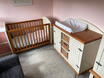 Babykamer serie beschikbaar voor biedingen