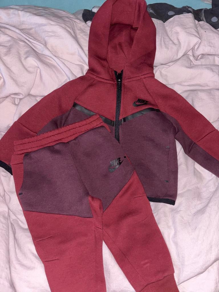 Nike Tech Fleece Baby 12 Maanden - Nieuw!, Ophalen of Verzenden, Nieuw, Jongetje of Meisje