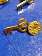 speldjes v sleutel vier stuks goud kleurig, Ophalen of Verzenden, 'T Olde Gre-j, Info@toldegrej.nl, Endepoelstraat 20f Didam