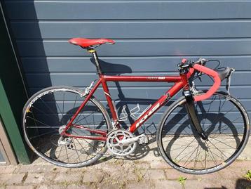 Racefiets merk KHS beschikbaar voor biedingen