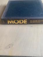 Mode, Ophalen of Verzenden, Gelezen, Mode algemeen