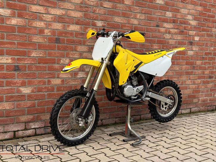 SUZUKI RM 85 (bj 2003), Motoren, Motoren | Suzuki, Bedrijf, Crossmotor