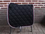 QHP Saddle Pad Check Black Dressuur Full, Ophalen of Verzenden, Nieuw, Dekje