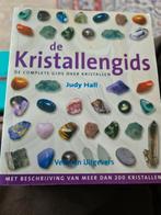 De Kristallengids - Judy Hall, Boeken, Achtergrond en Informatie, Spiritualiteit algemeen, Ophalen of Verzenden, Zo goed als nieuw