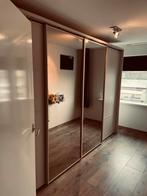 Ruime Inloopkast met Verlichting., Huis en Inrichting, Kunststof, 200 cm of meer, 75 cm of meer, Ophalen of Verzenden