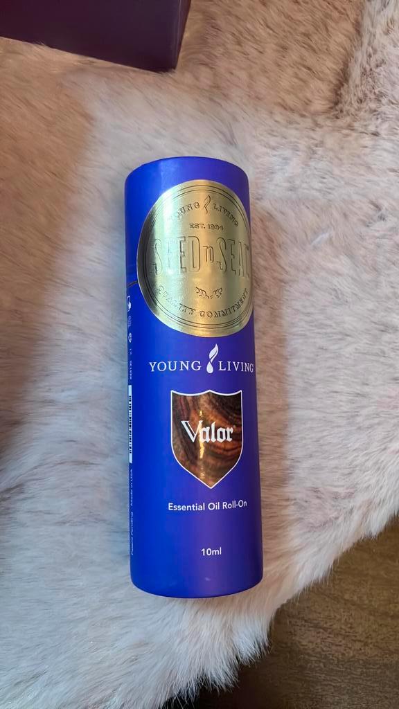 Young Living essentiële olie Valor Roll on, Sport en Fitness, Gezondheidsproducten en Wellness, Nieuw, Aroma, Ophalen of Verzenden