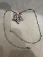 Magneet Ketting met bloemvormige hanger, Overige materialen, Ophalen of Verzenden, Zo goed als nieuw, Roze