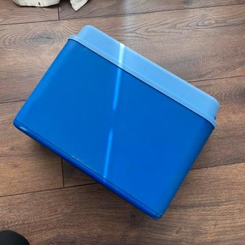 Kleine koelbox 12L beschikbaar voor biedingen