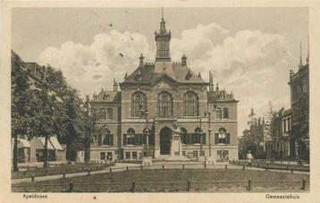 (300-419-015) Apeldoorn Gemeentehuis beschikbaar voor biedingen