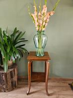 Vintage grote plantentafel / bijzettafel van hout, vierkant, Antiek en Kunst, Ophalen