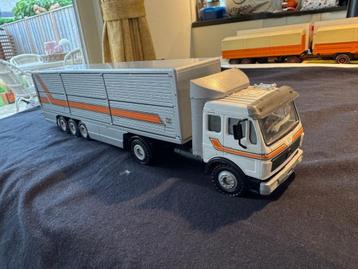 Mercedes - Conrad model beschikbaar voor biedingen