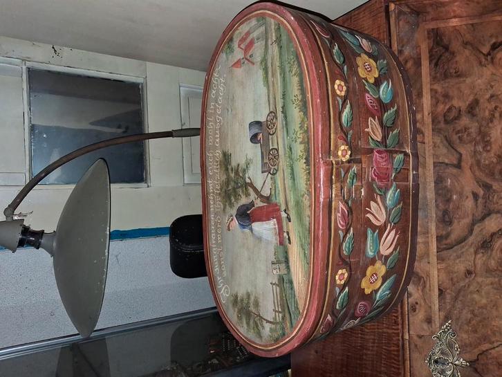 grote antieke spanendoos 50 cm bij 30, Antiek en Kunst, Antiek | Overige Antiek, Verzenden