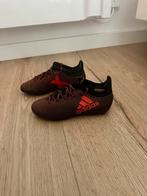 Mooie kinder Adidas techfit voetbalschoenen, Maat XS of kleiner, Ophalen of Verzenden, Gebruikt, Schoenen