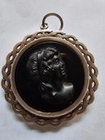 Handgesneden hematiet cameo zilveren hanger, Overige voorstellingen, Ophalen of Verzenden, Zo goed als nieuw, Zilver
