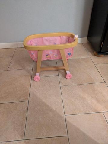babybornverrijdbare wieg (nieuw) (poppenwieg) beschikbaar voor biedingen