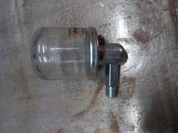 Adams  oiler beschikbaar voor biedingen