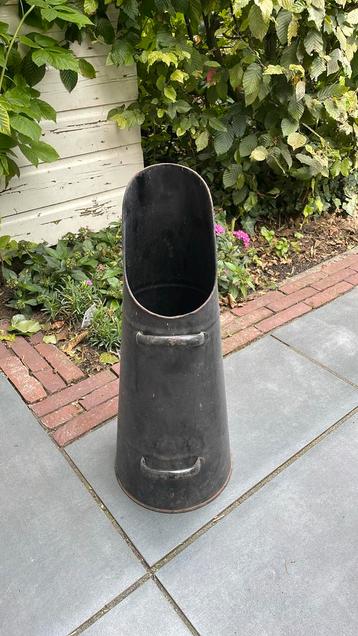 Kolen kit beschikbaar voor biedingen