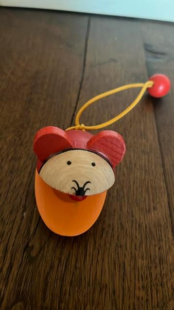 Houten castagnette muis goki beschikbaar voor biedingen