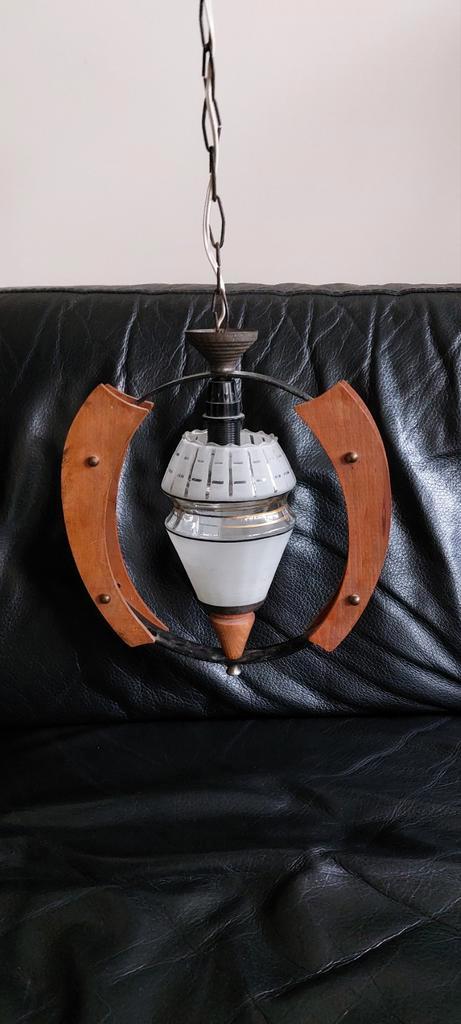 Vintage Hanglamp met Hout en  murano Glas, Huis en Inrichting, Lampen | Hanglampen, Gebruikt, Minder dan 50 cm, Glas, Hout, Ophalen of Verzenden