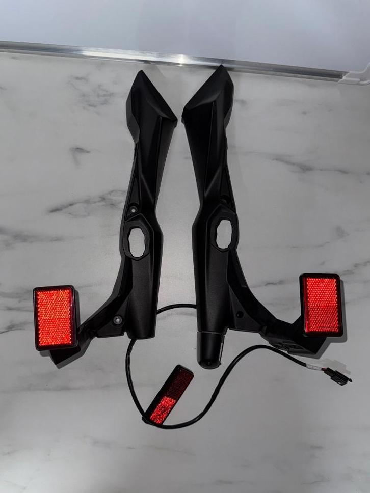 Originele kentekenplaathouder Kawasaki Ninja 650 (2024), Motoren, Onderdelen | Kawasaki, Nieuw, Ophalen of Verzenden