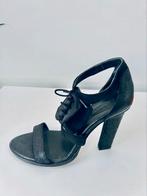 Zwarte schoenen van A.F. Vandevorst, Kleding | Dames, A.G. Vandevorst, Ophalen of Verzenden, Zo goed als nieuw, Zwart