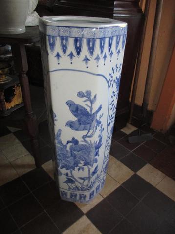 Grote oude vaas paraplubak porcelein 6 hoekig blauw/wit Mooi beschikbaar voor biedingen