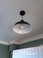 Mooie praktische plafondlamp Ikea, zwart wit, inclusief spot, Ophalen of Verzenden, Zo goed als nieuw