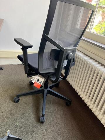 Lisa 787 NPR ergonomische burenstoel, 2 beschikbaar  beschikbaar voor biedingen