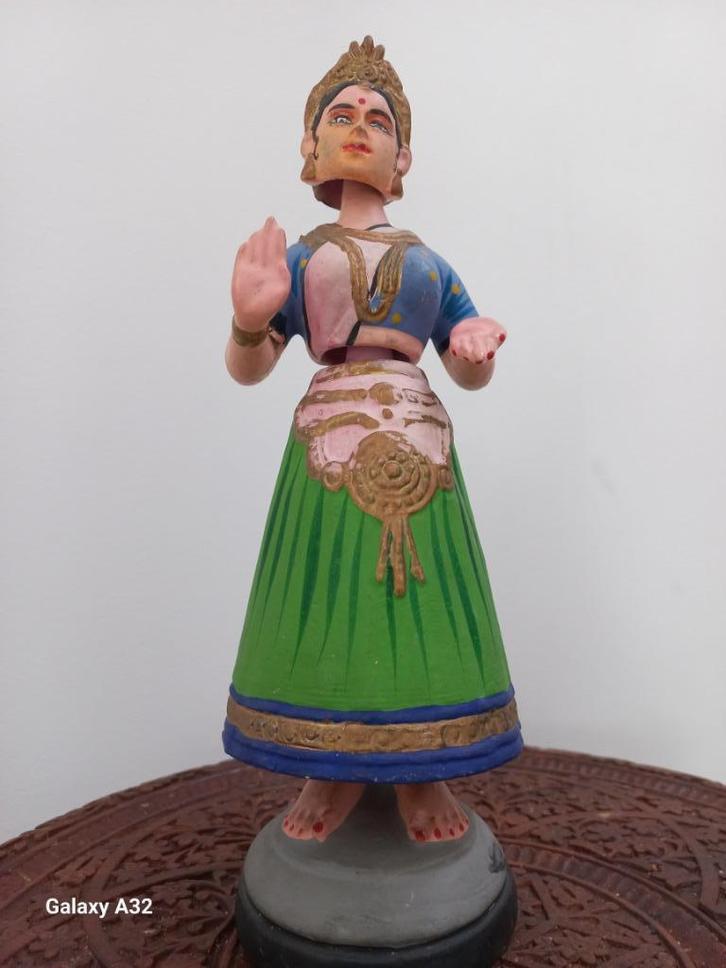 Indiase Kondapalli danspop, dansende pop uit Thanjavur India, Verzamelen, Poppen, Zo goed als nieuw, Pop, Ophalen of Verzenden