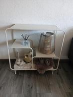 Industriele vakken kast/ bijzettafel/ sidetable beige, Ophalen, Met plank(en), Zo goed als nieuw, Minder dan 150 cm