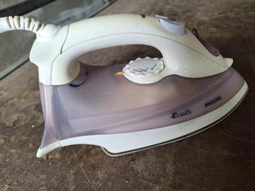 Philips strijkijzer  stoomstrijkijzer beschikbaar voor biedingen