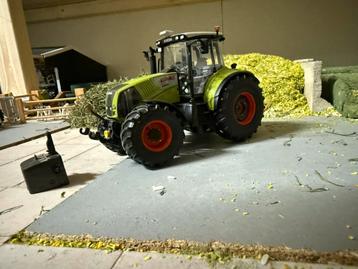 Wiking claas AXION 850 beschikbaar voor biedingen
