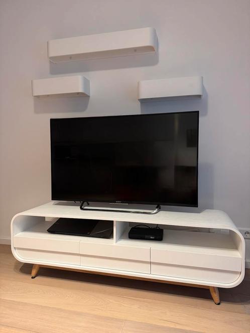 TV console with matching shelves, Huis en Inrichting, Kasten | Televisiemeubels, Zo goed als nieuw, Minder dan 100 cm, 25 tot 50 cm