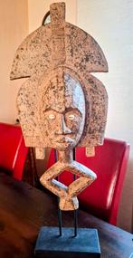 Afrikaans beeld op standaard - Wereldwinkel, Ophalen