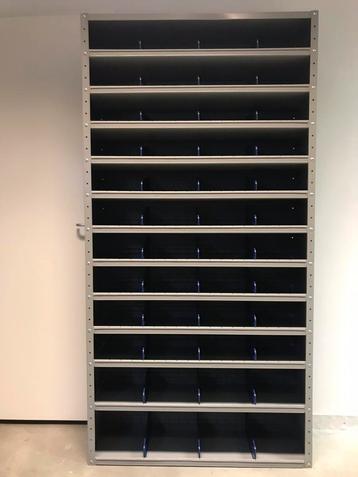 12x Magazijnkast / Stellingkast / Vakkenkast beschikbaar voor biedingen