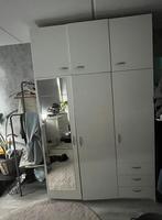 Kledingkast wit 3 deurs - z.g.a.n., Huis en Inrichting, Kasten | Kledingkasten, Ophalen, Overige materialen, 150 tot 200 cm, Zo goed als nieuw