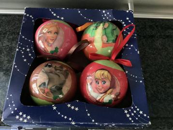 4 efeteling kerstballen en 8 spiderman kerstballen Marvel beschikbaar voor biedingen