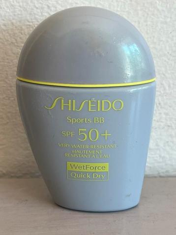 Shiseido Sports BB SPF50+   kleur: light naturel  30 ml beschikbaar voor biedingen