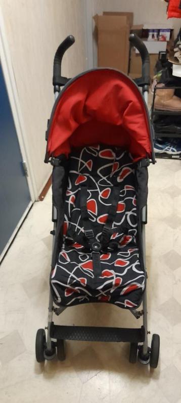 Maclaren Quest Kinderwagen Met Zonne Scherm beschikbaar voor biedingen