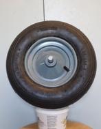 Te koop aangeboden een kruiwagen wiel met stalen velg, Ophalen