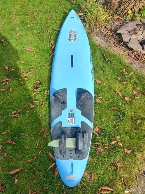 Fanatic shark 291, zonder voetbanden, Watersport en Boten, Windsurfen, Zo goed als nieuw, Plank, 250 tot 300 cm, Ophalen