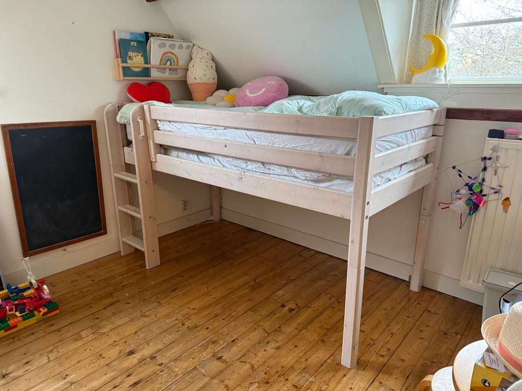 Supersterk en stevige hoogslaper 210x100x120 met hut, Kinderen en Baby's, Kinderkamer | Stapelbedden en Hoogslapers, Ophalen of Verzenden
