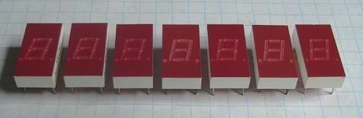 5082-7611 LED-displays met 7 segmenten., Hobby en Vrije tijd, Elektronica-componenten, Gebruikt, Ophalen of Verzenden