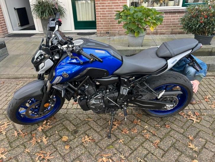 Yamaha MT07 - 2021 - Akrapovic - Goede Staat, Motoren, Motoren | Yamaha, Particulier, Naked bike, meer dan 35 kW, 2 cilinders